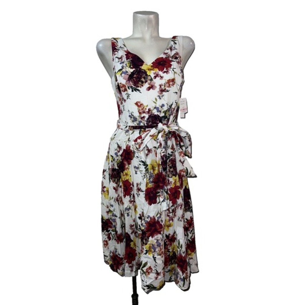New Taylor Women's Size 10 Multi Floral A-Line V-neck‎ Dress Sleeveless Rear Zip